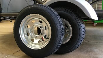 Spare Tire Kit comparison with regular tire