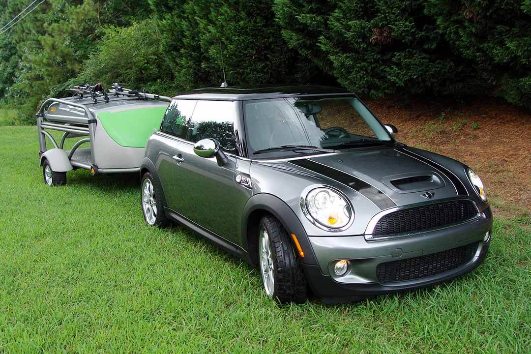 Mini Cooper towing GO