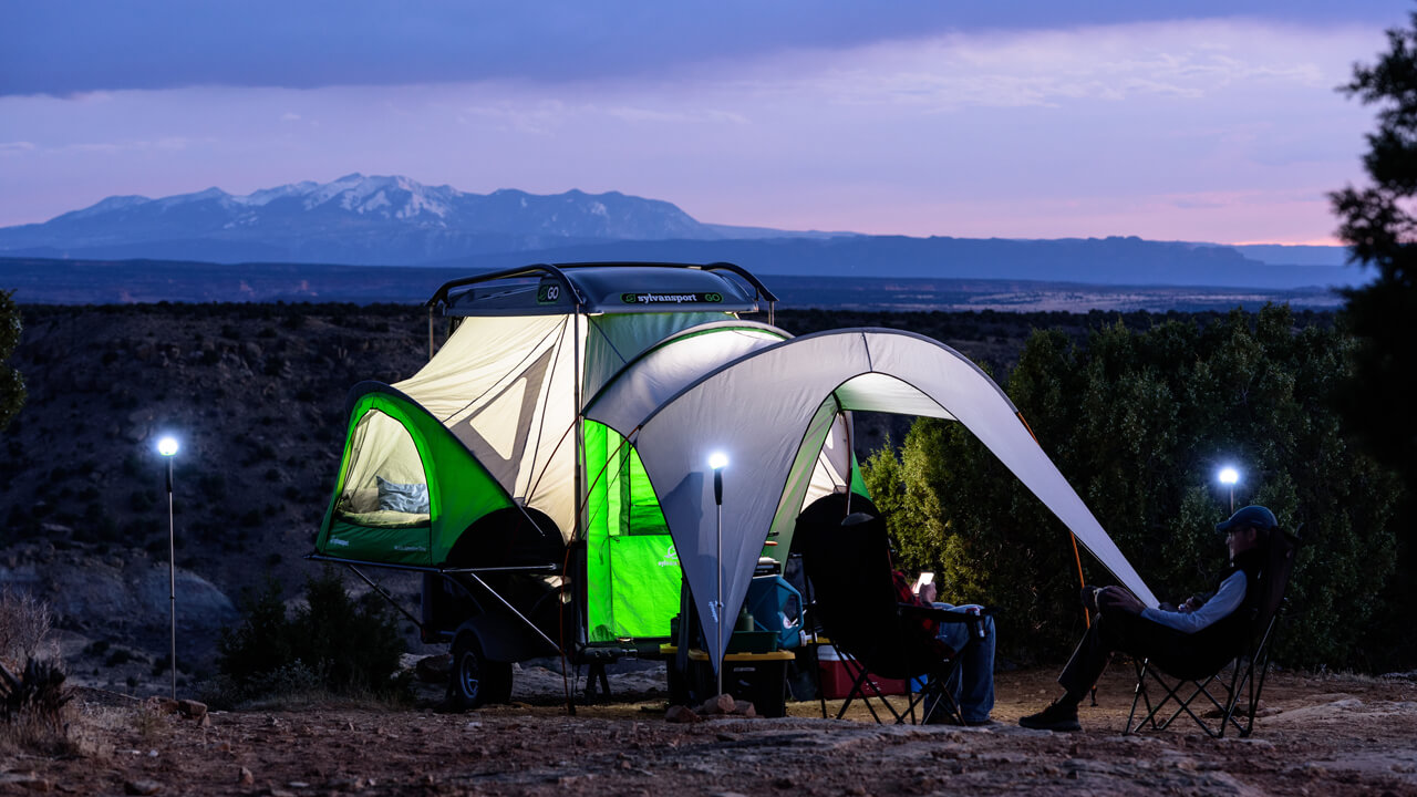 couple using WayLight and GO Camper