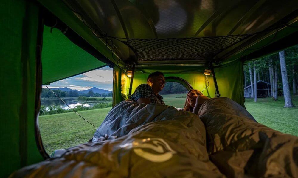 Rooftop Tents vs. Ground Tents: Which Is Better for You?